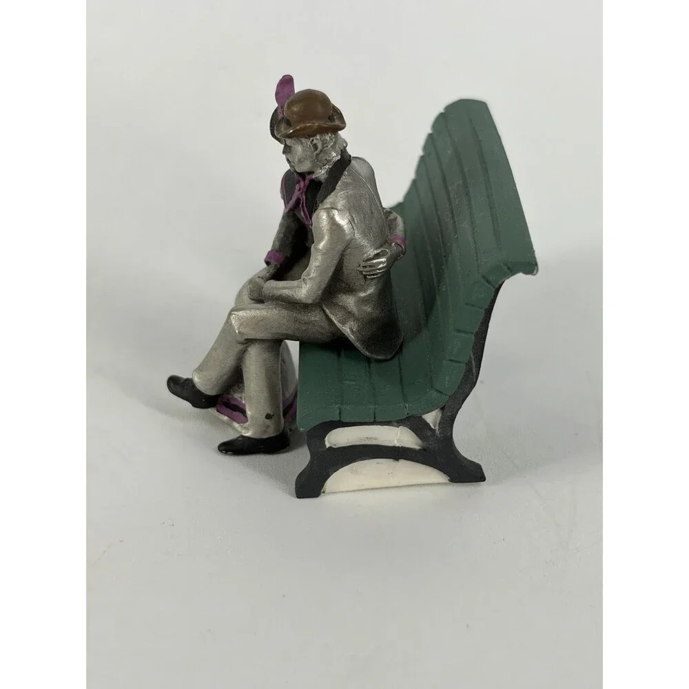 Hudson Pewter Villagers, Couple sitting on a Bench, 2 pc set